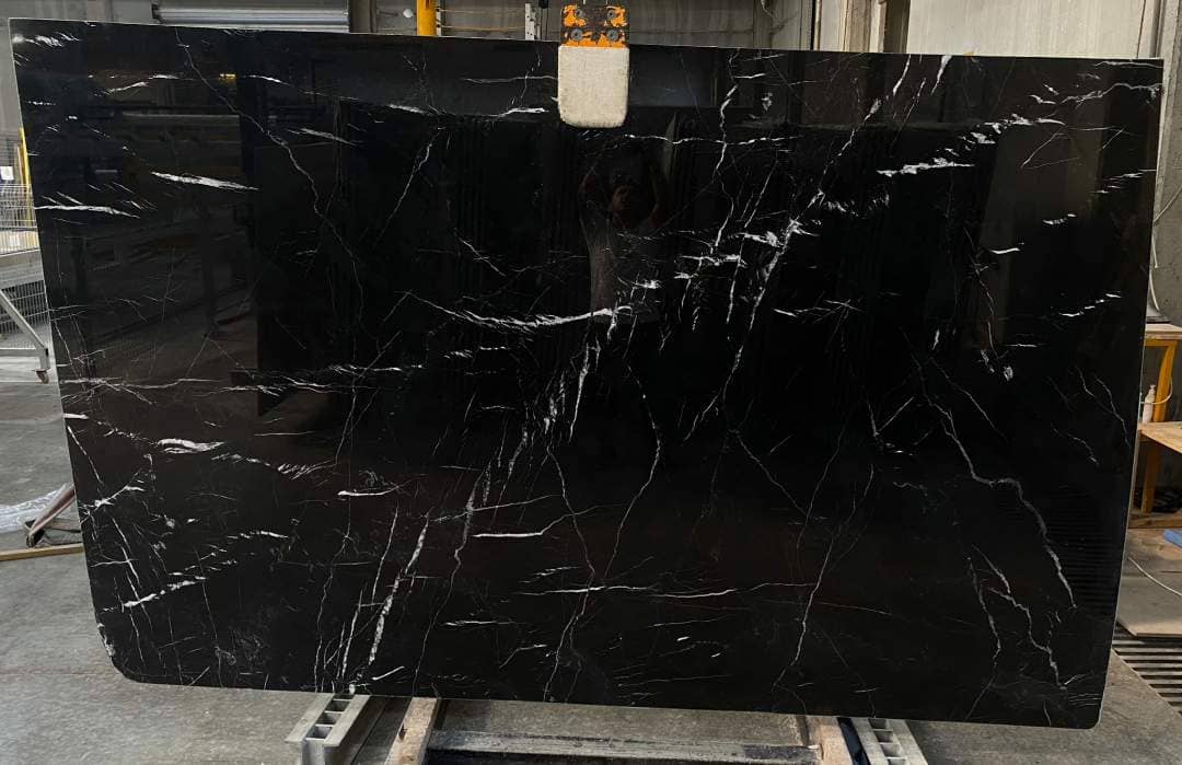 Alexandrette Black Polished marble slab in Black