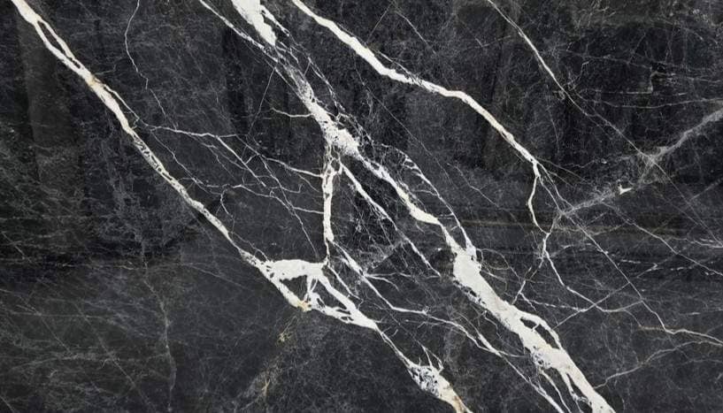 MONT BLANC Polished marble slab in Black